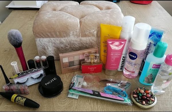 gelin makyaj çantasında neler olmalı